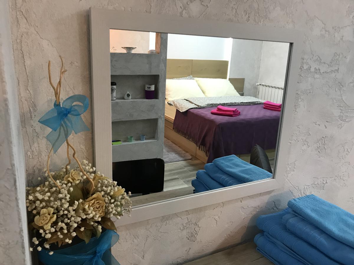 Lola Apartments Banja Koviljača Dış mekan fotoğraf